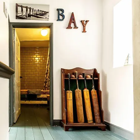 Quaint Fishermans 2-bed With Sea Views