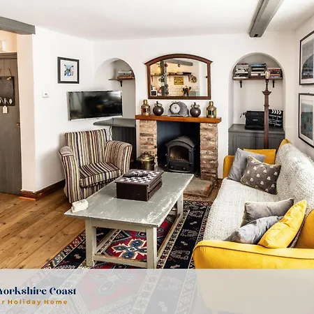 Quaint Fishermans 2-bed With Sea Views