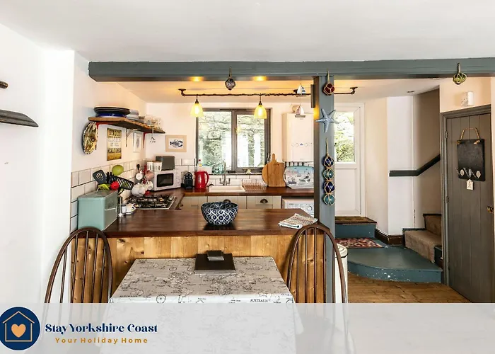 Nyaraló Quaint Fishermans 2-bed With Sea Views